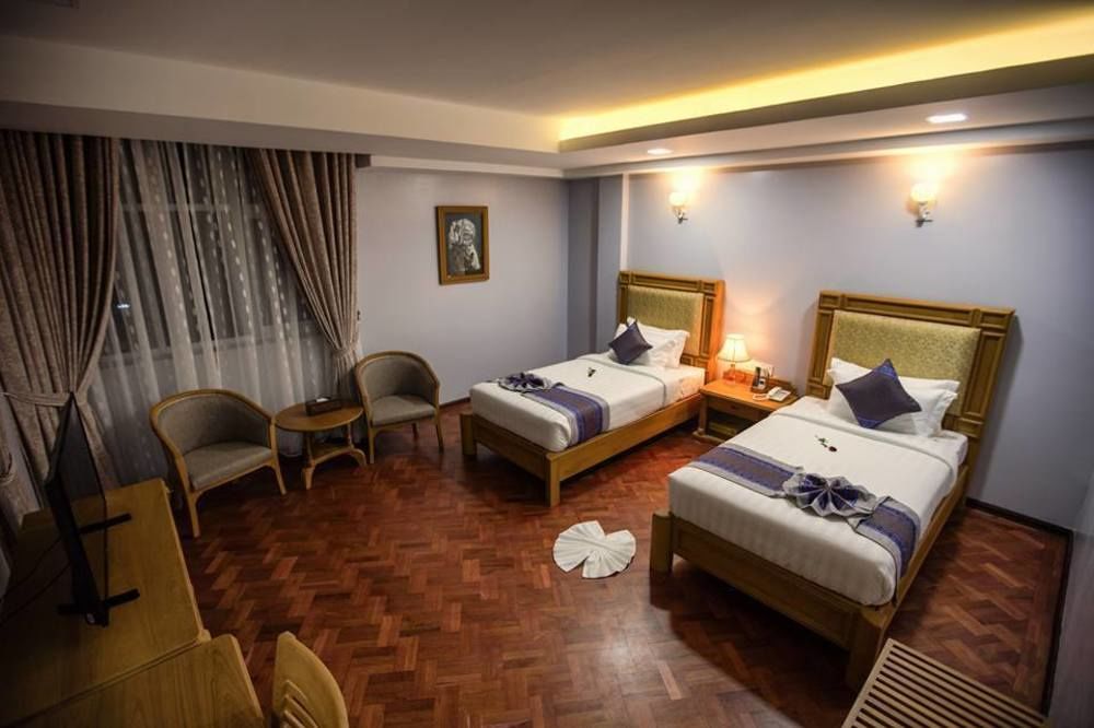 Amayar Nadi Hotel Mandalay Exteriör bild